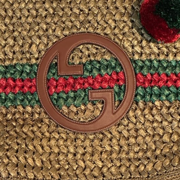GUCCI Gold Raffia interlock Tote - Picture 9 of 13